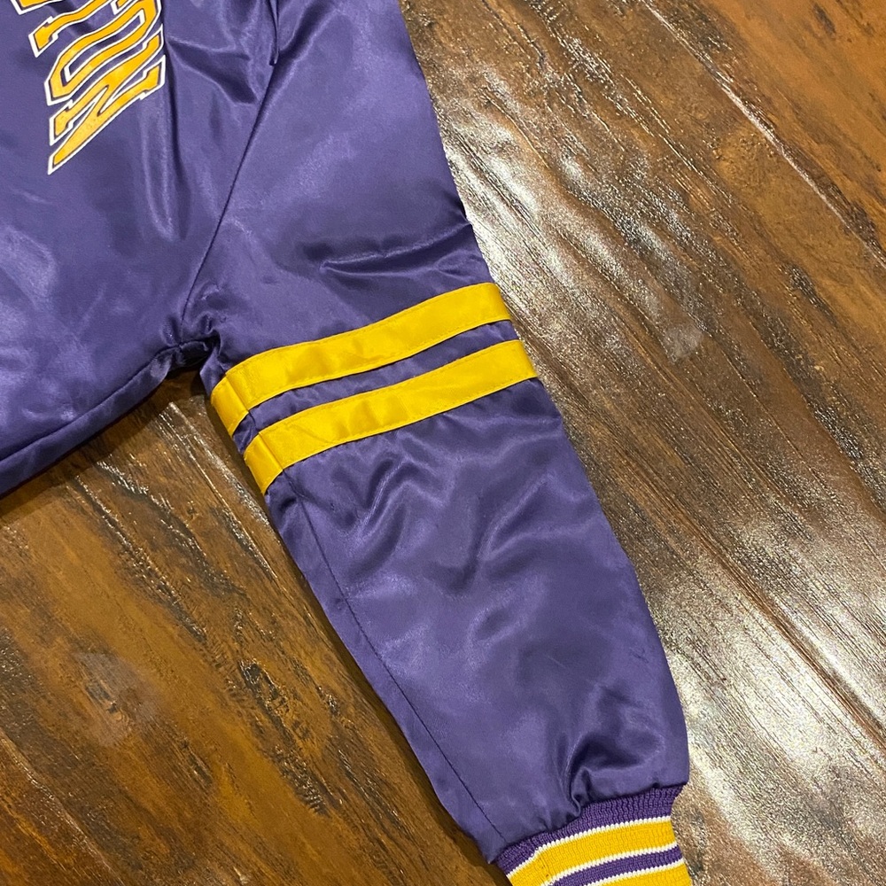 Chalk Line UW Purple & Gold 'W Huskies' Satin Varsity Jacket Kids Size 5 - Picture 10 of 12
